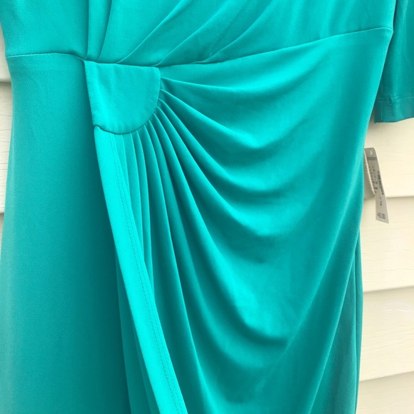 Dressbarn Kelly Green Mock Wrap Short Sleeve Dress - Picture 6 of 7